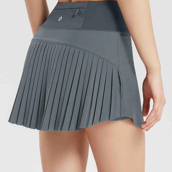 Baleaf Women's High-Waisted Pleated Running Skirt - Picture 1 of 3